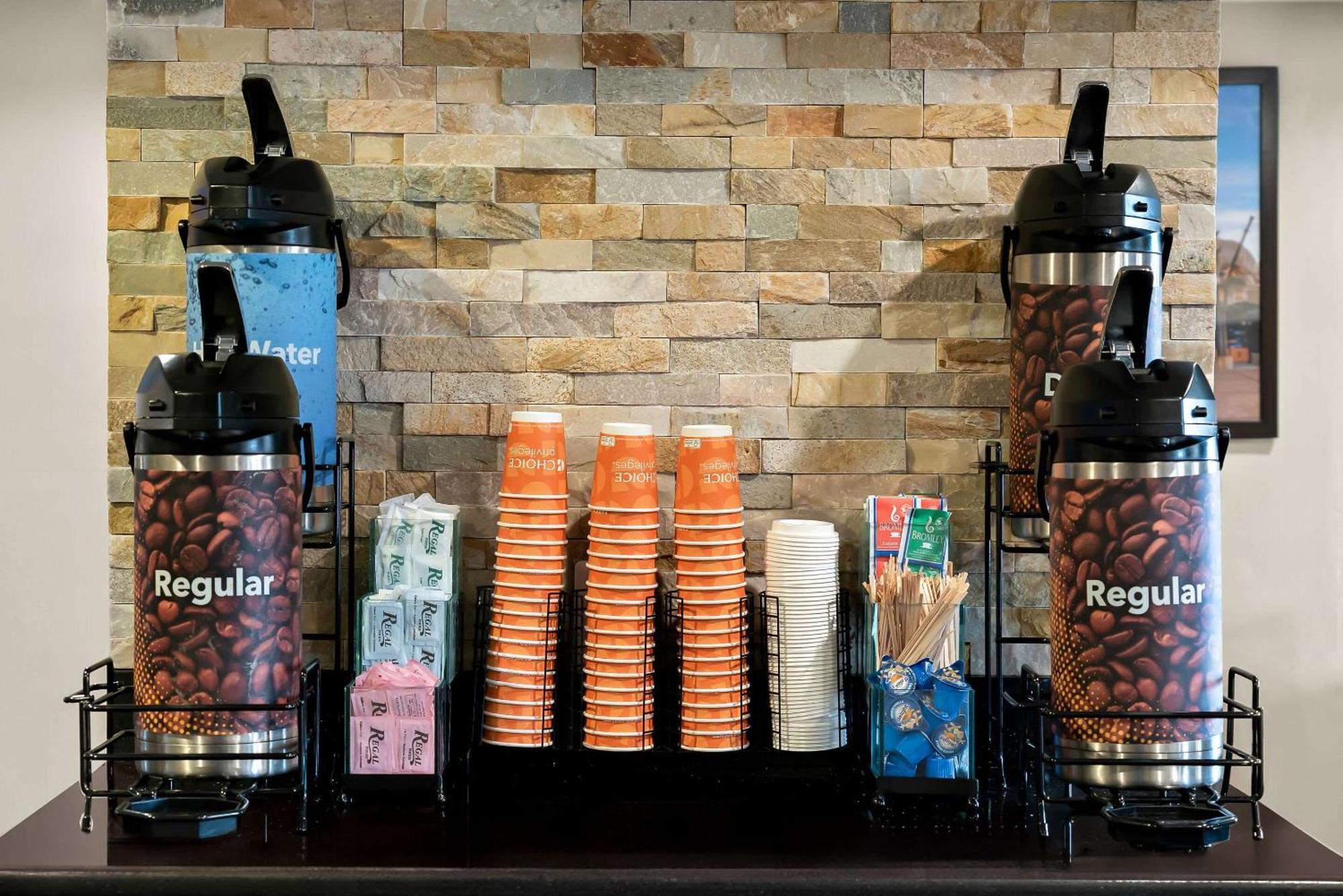 泰勒康福特茵酒店 外观 照片